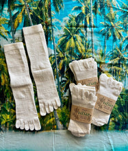 Load image into Gallery viewer, Organic Hemp Meditation Toe Socks - Landy Wetsuits